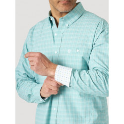 Wrangler Men's George Strait Green White Plaid Button Down Shirt