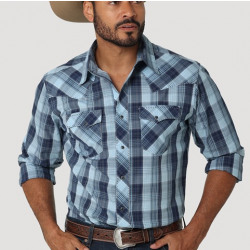 Wrangler Classic Men's Blue Plaid Snap Western Shirt