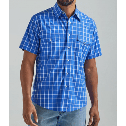 Wrangler Men's Wrinkle Resist Baby Blue Plaid Short Sleeve Snap Western Shirt