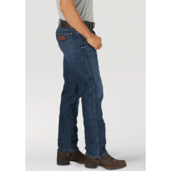 Wrangler Men's Retro Slim fit Straight Leg Dusty Navy Jean