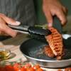 Tongs