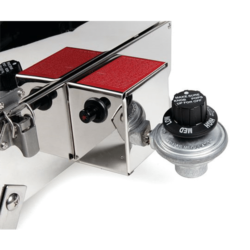 Kuuma stow and outlet go 160 propane grill