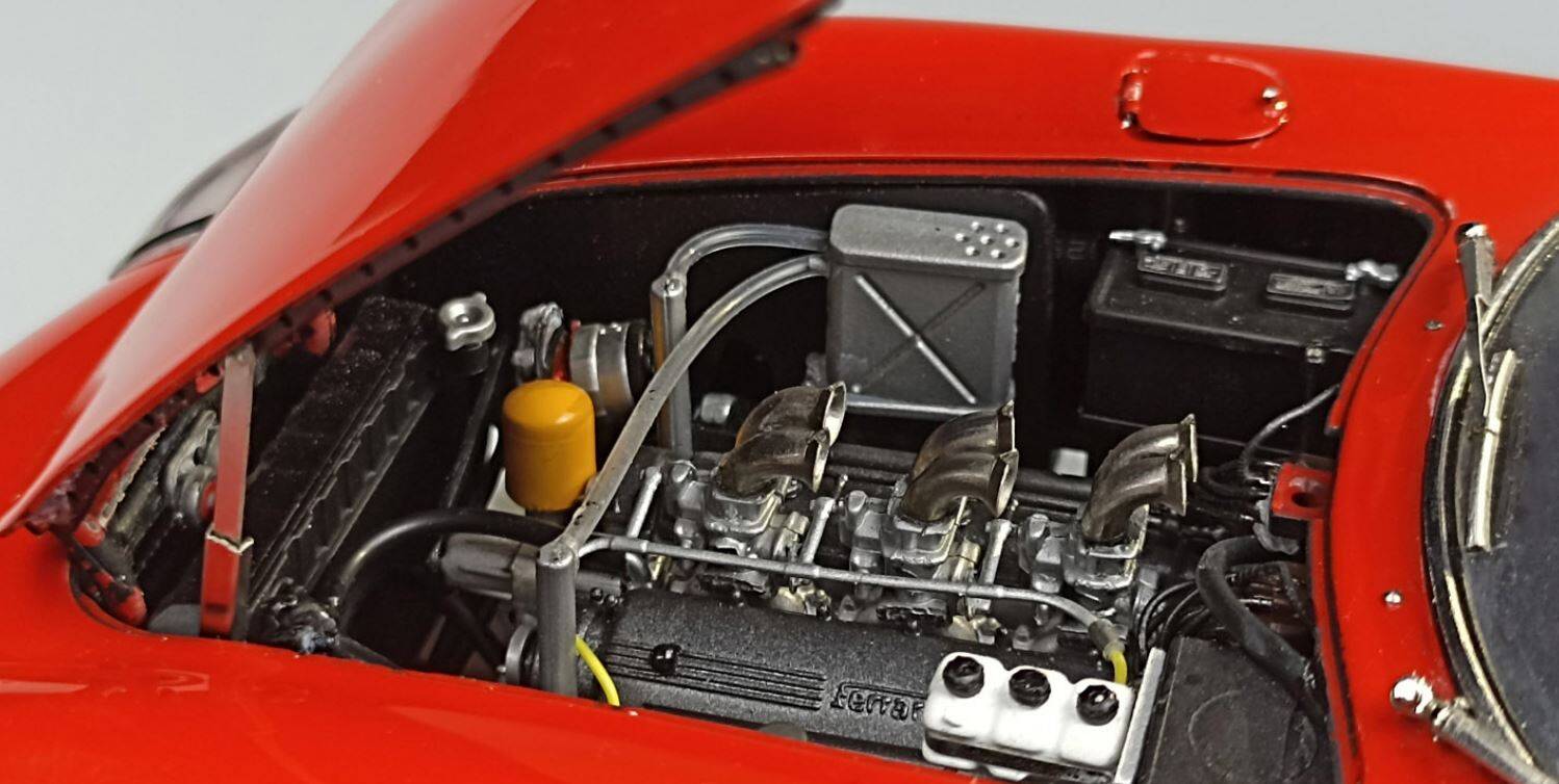 Ferrari 275 GTB/C 1966 Red CMC 1:18 Diecast | eAutomobilia the