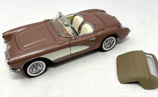 DANBURY MINT 1954 CHEVROLET CORVETTE CONVERTIBLE hot 1/24 SCALE L.E 2568 DIE CAST