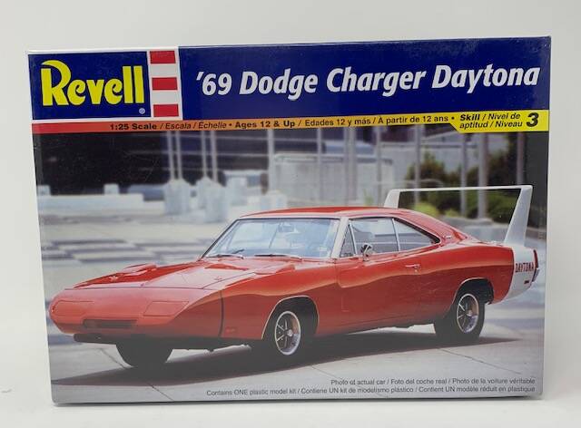 Revell 1969 cheap dodge charger daytona