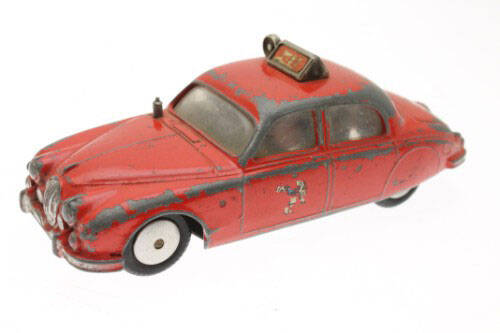 CORGI NO.213 JAGUAR 2＋4 FIRE SERVICE CAR | bisviz.com