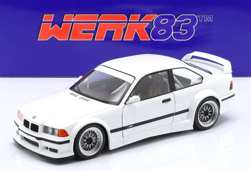 BMW M3 ホワイト 1/18スケール 1/18 Kyosho BMW E92 M3 Coupe (White) Stock Black Wheels