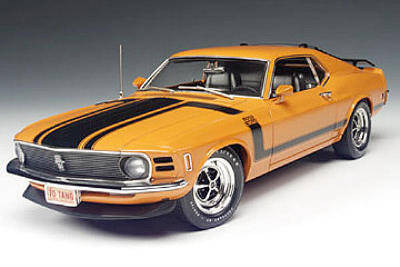 Ford Mustang Boss 302 1970 orange Highway 61 1:18 Diecast