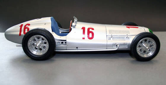 Mercedes Benz W154 Dick Seaman #16, 1938, CMC ref M-098 Lim Ed