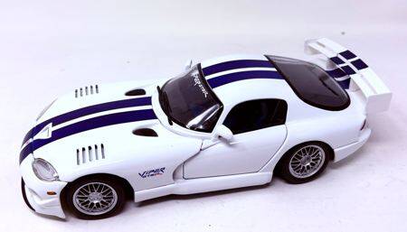 Dodge Viper GTS R - Maisto 1:18 Diecast no box | eAutomobilia the