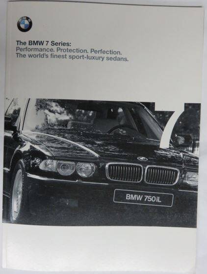 2004 BMW FULL LINE CARS  SALES BROCHURE 9-1/2 X 7-1/2 48 pgs BOX 502 