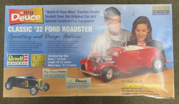 Ford 1932 Roadster Monogram Revell Model Kit 1:8 scale - #85-2614