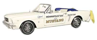 Ford Mustang 1964 1/2 Conv. Indy Pace Car ERTL 1:18 Diecast