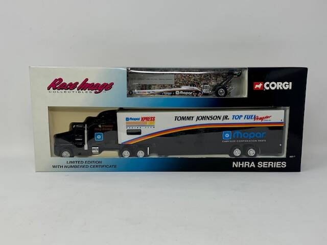 US Race Mopar - Tommy Johnson - Corgi 1:64 Diecast | eAutomobilia