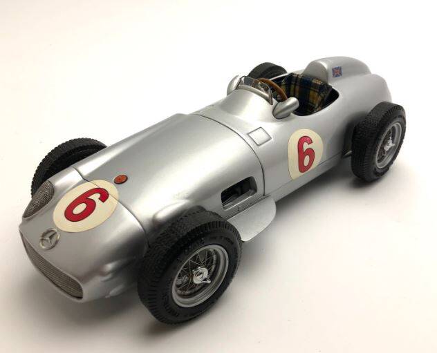 Mercedes Benz W196 1955 #6 S.Moss - CMC 1:18 Diecast