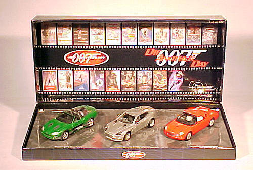 Minichamps 007 Die Another Day 劇中車３台 61RfP5ZoUWL._UF894,1000_QL80_.jpg