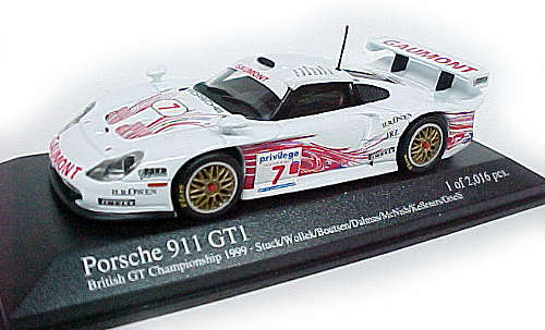 Porsche 911 GT1 Signature Car - Minichamps 1:43 Diecast