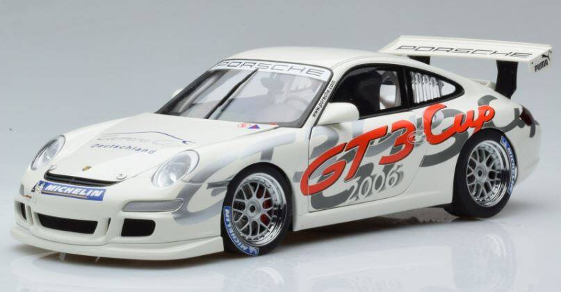オートアート 1/18  ポルシェ ディラーモデル  911 GT3  Cup オートアート 1/18 ポルシェ ディラーモデル 911 GT3 Cup オート