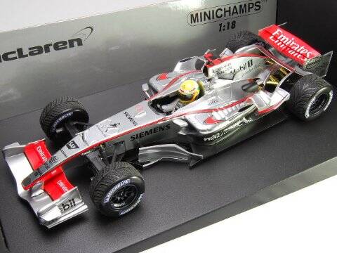 McLaren Mercedes MP4-21 L. Hamilton Minichamps 1:18 Diecast