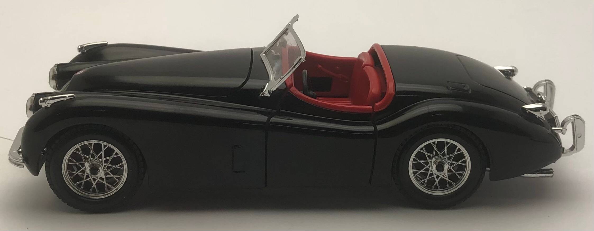 Jaguar Diecast and Resin Scale Models | eAutomobilia the