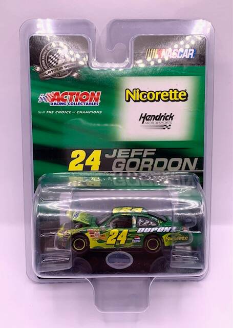 Jeff gordon 1 64 best sale diecast cars