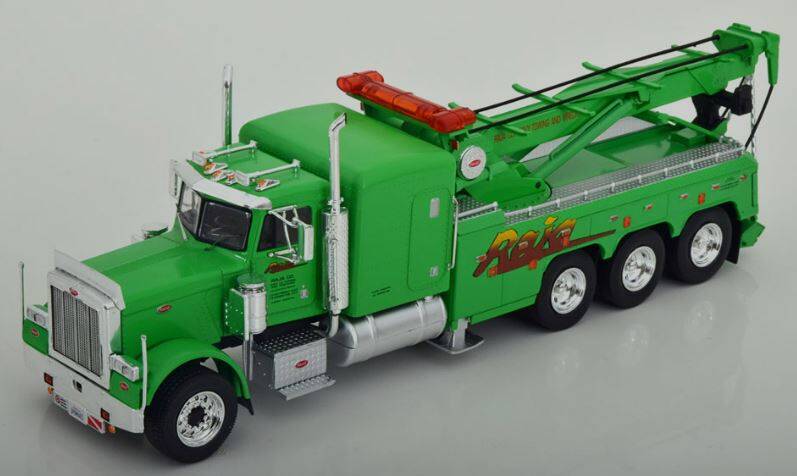 Peterbilt 359 Wrecker 1985 green IXO Models 1:43 Diecast