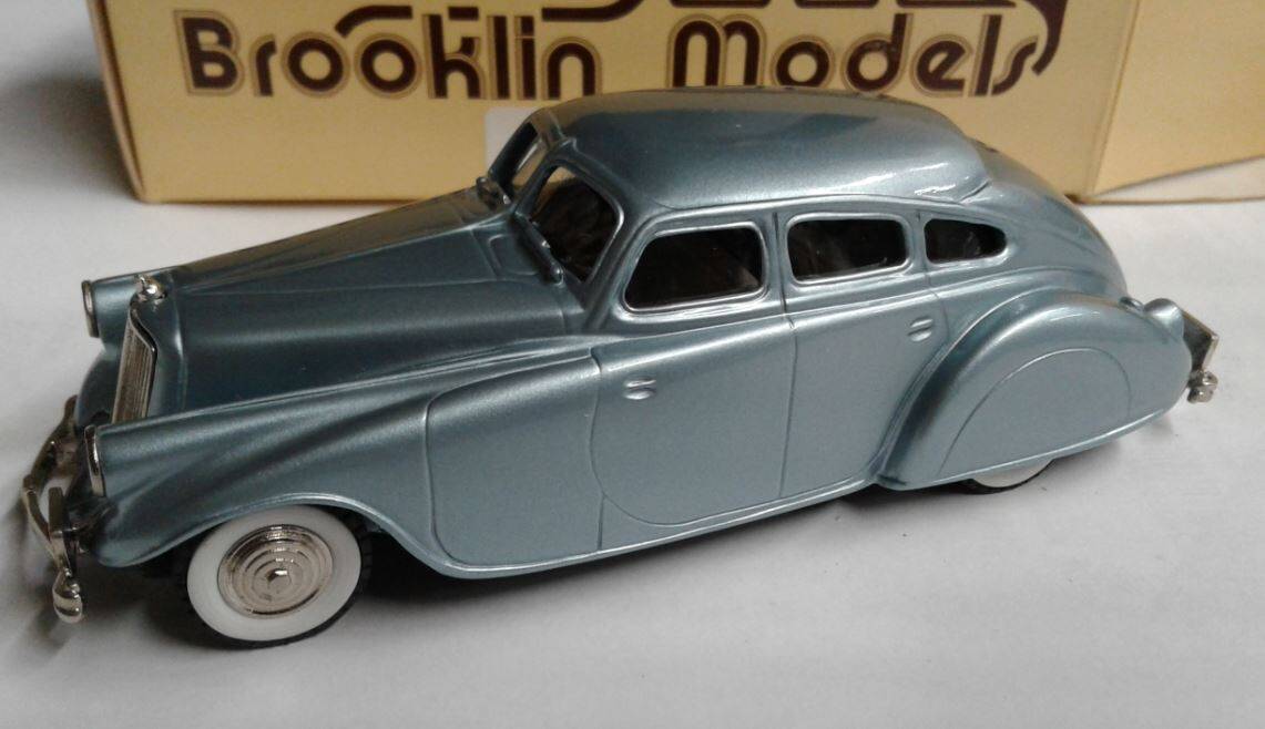 Pierce Arrow Silver Arrow 1933 light blue metallic 1:43