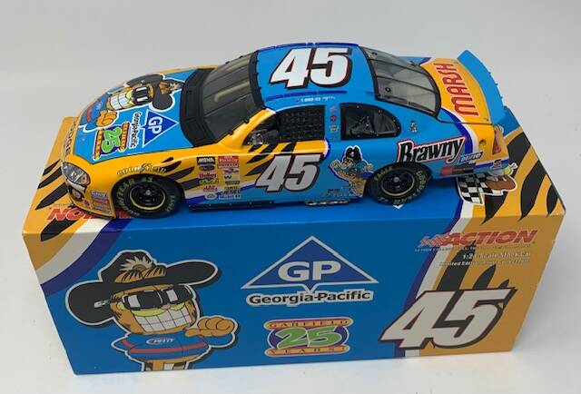 Intrepid #45 Kyle Petty 2003 Georgia Pacific / Garfield Action 1:24  Diecast