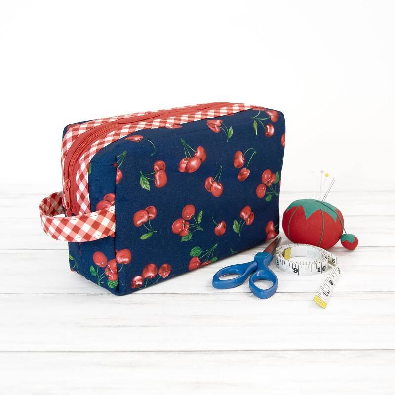 Grab 'N Go Tote with Zippity-Do-Done™ Kit - RED